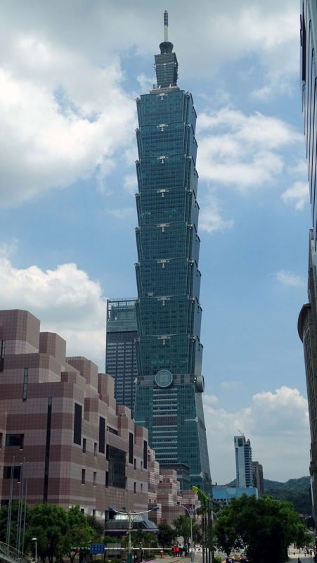 rascacielos-Taipei-101-Maletaready