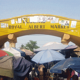 Mercado-Royal-Albert
