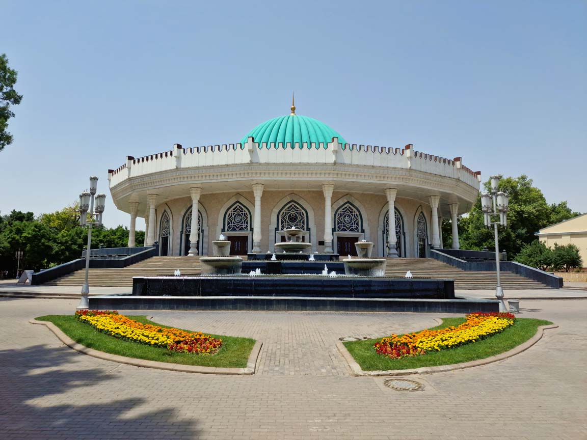 Museum_of_the_Temurids_Tashkent